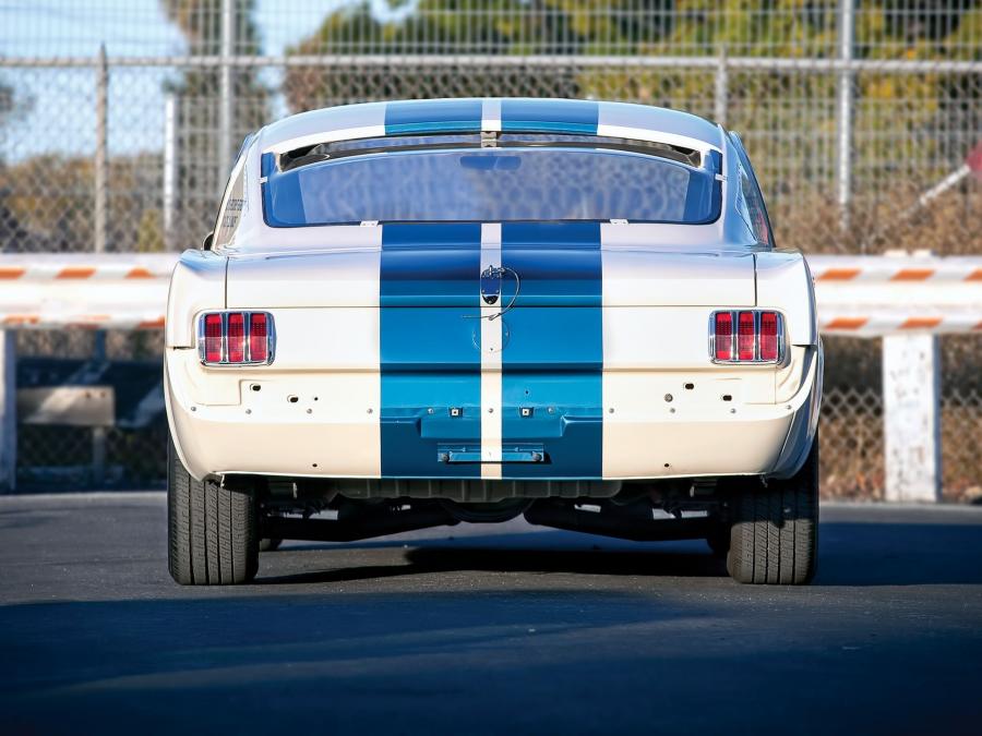  Shelby GT350 R 1965 года  (фото 10 из 95)